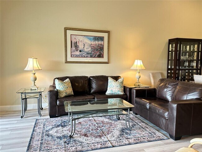 Building Photo - 5906 Doral Dr