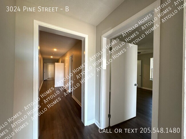 Building Photo - 3024 Pine St