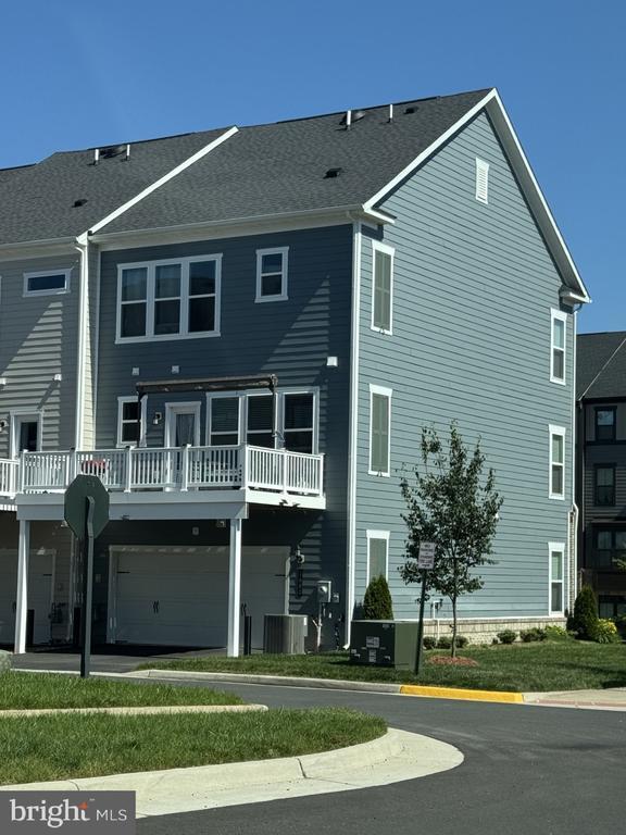 Building Photo - 1680 Dunnington Pl