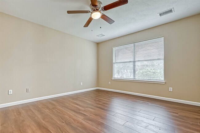 Building Photo - 7331 Colony Bend Ln