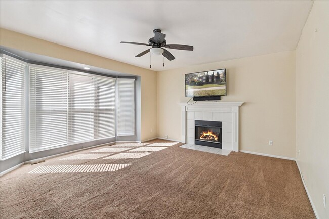 Building Photo - 45443 Glengarry Blvd