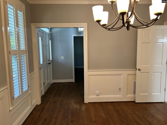 Building Photo - 305 Dean Hall Ln