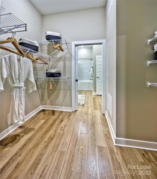 Building Photo - 8501 University Executive Park Dr