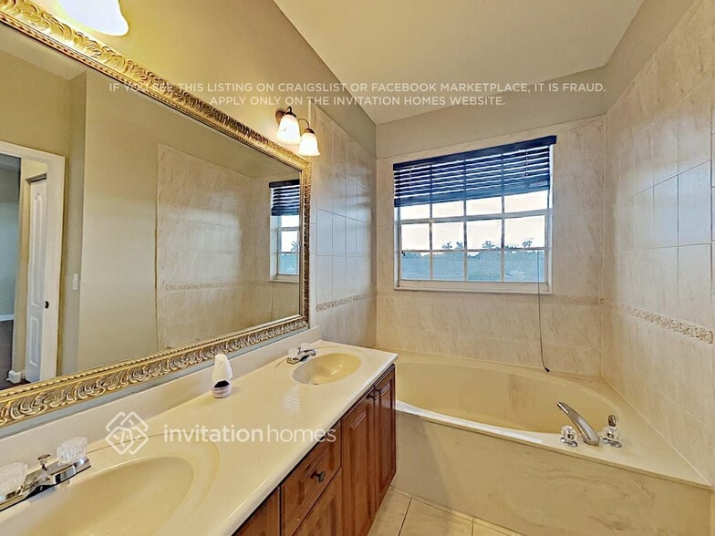 Building Photo - 8034 SW 119 Pl