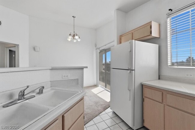 Building Photo - 1881 W Alexander Rd