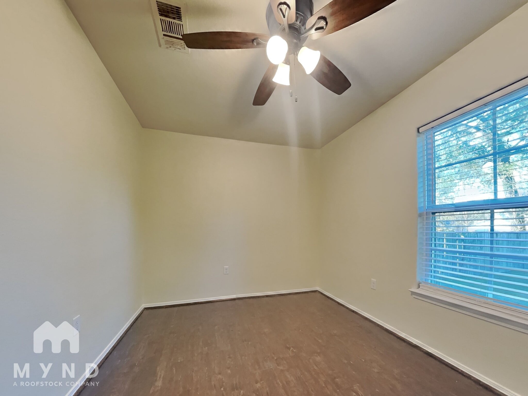 Building Photo - 5305 Westbrook Rd