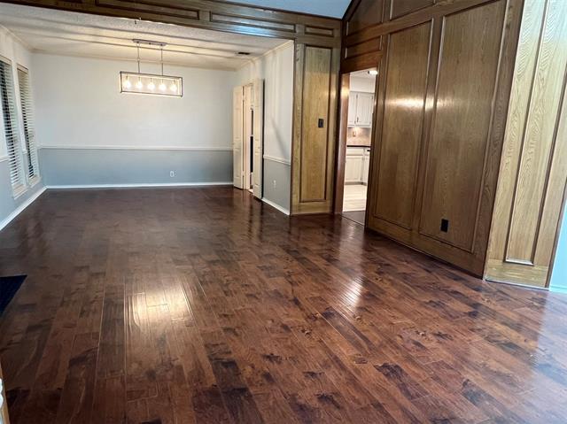 Building Photo - 741 Sparrow Ln