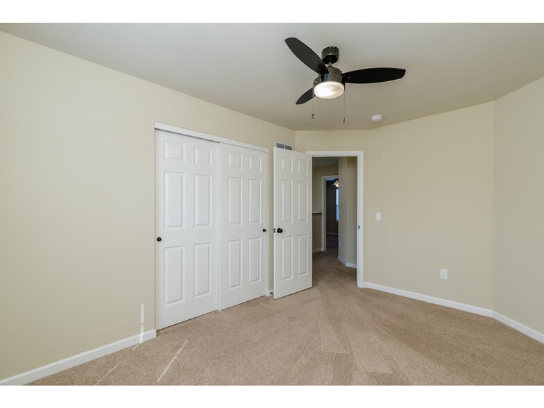 Building Photo - 810 Waler Dr