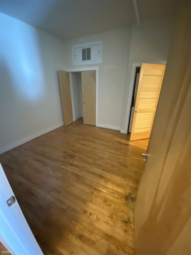 Building Photo - 1 br, 1 bath Condo - 613 N Lombardy St 207