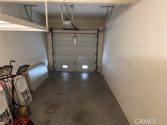 Building Photo - 8011 E Sandstone Dr