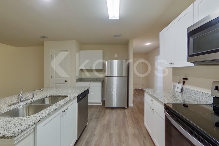 Building Photo - 9095 Aegean Cir