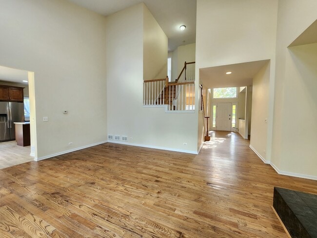 Building Photo - 3220 Indian Creek Dr