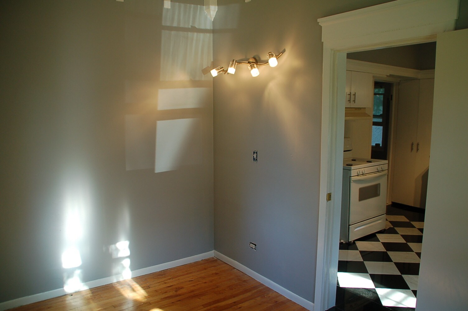 Dining Room - 2301 Pierce St NE