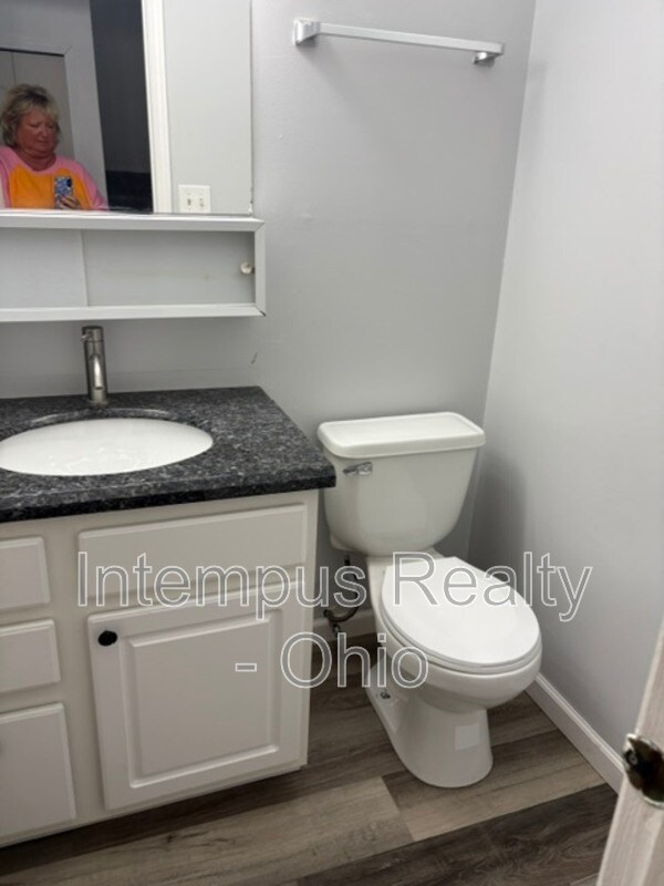 Building Photo - 5936 Callaway Cir