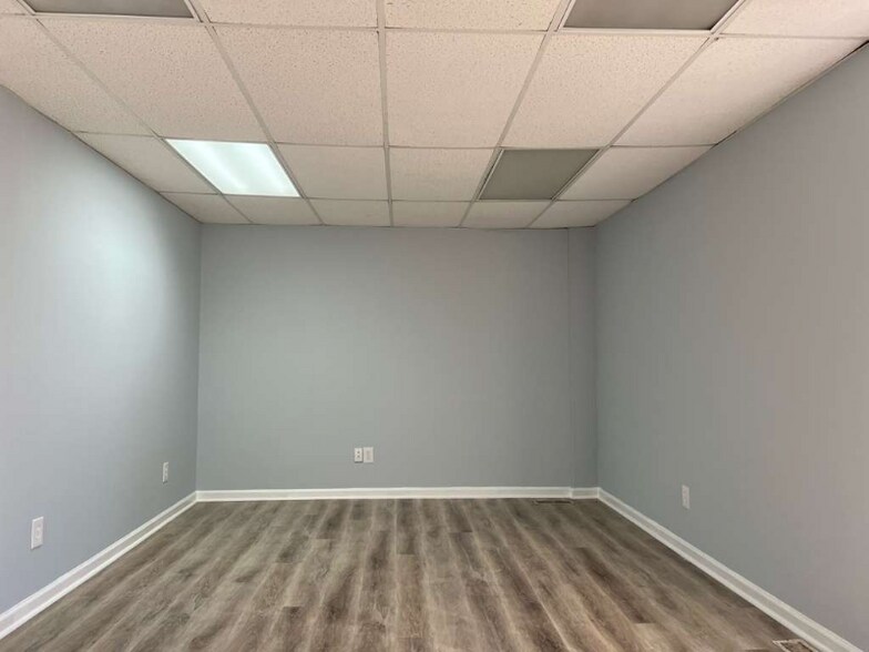 Building Photo - 3926 Wesley St