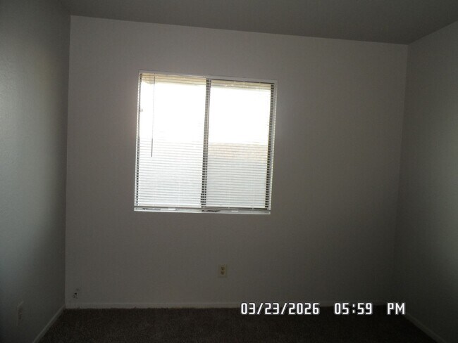 Building Photo - 0160