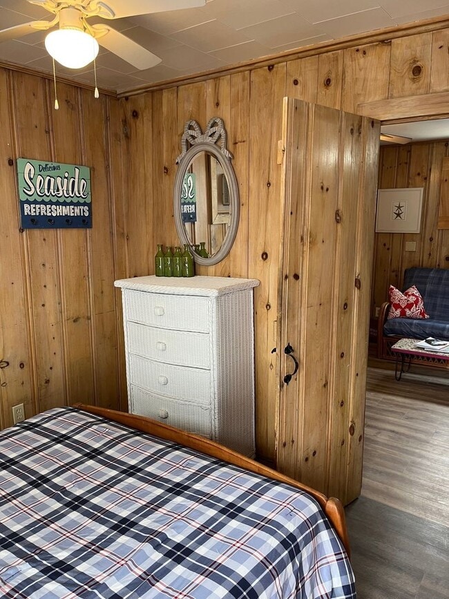 Building Photo - 67 E Grand Ave