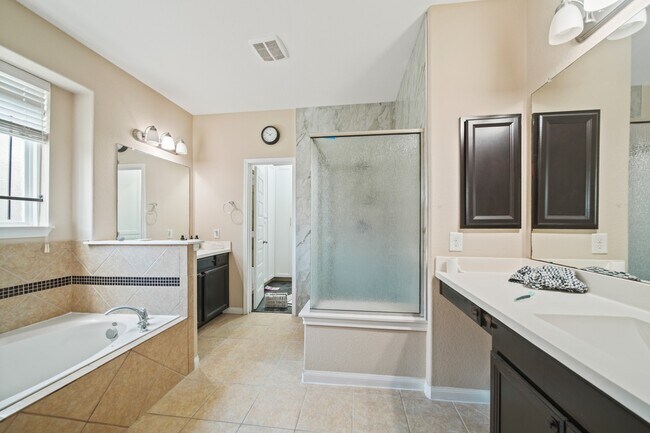 Building Photo - 15223 Paxton Landing Ln