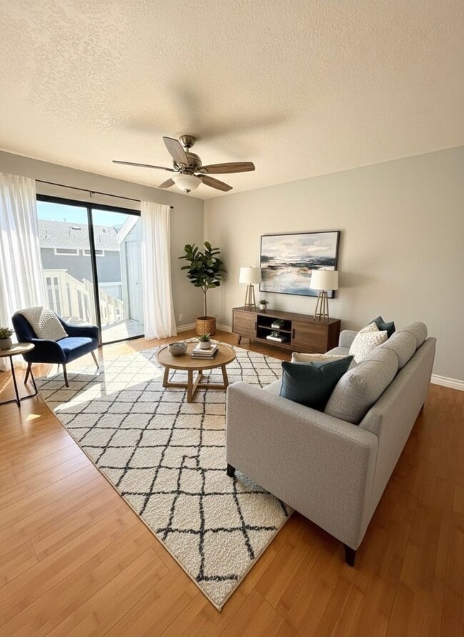 Building Photo - 2 Bedroom 2 bath Condo in Irvine
