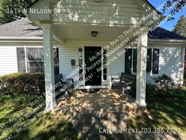 Building Photo - 1414 N Nelson St