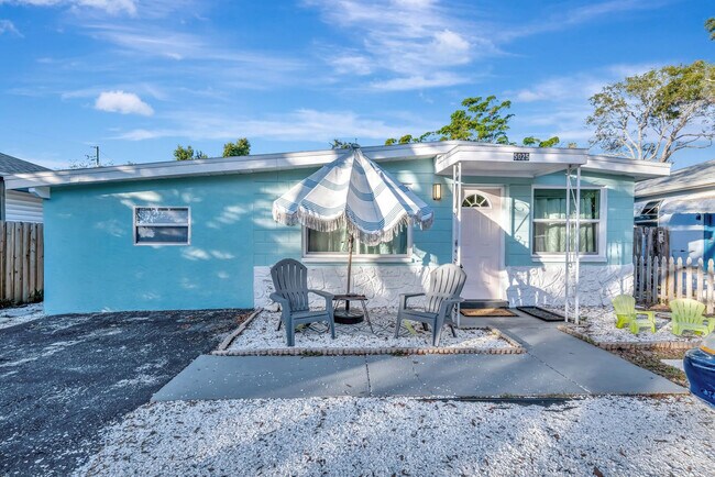 Building Photo - 5025 9th Ave S