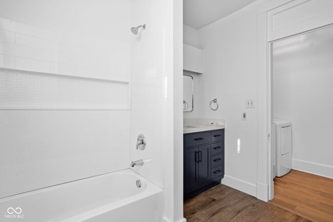 Building Photo - 1448 N Illinois St