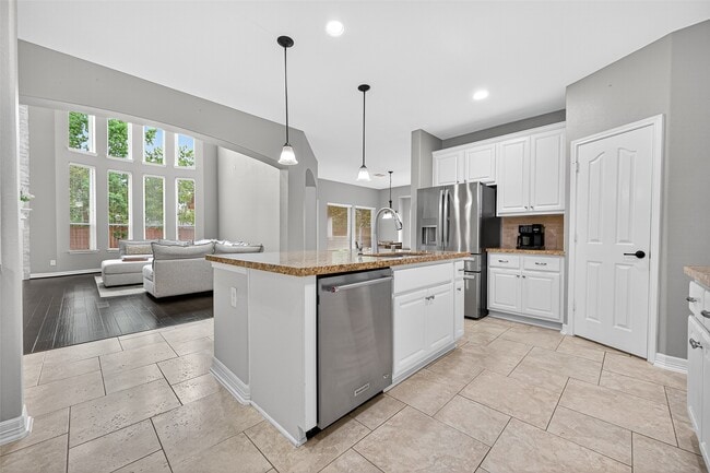 Building Photo - 6854 Adrienne Arbor Dr