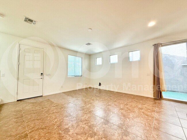 Building Photo - 3706 S 57th Ln
