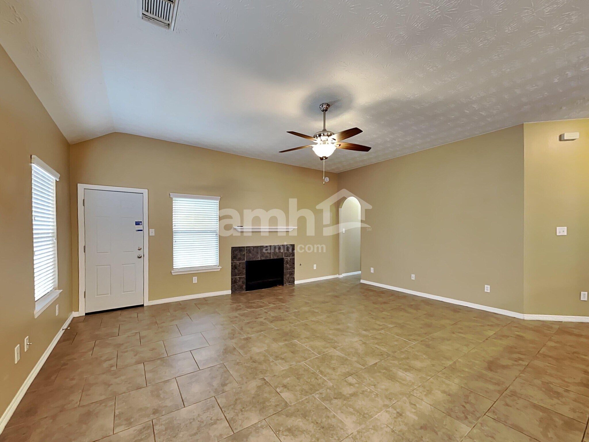 Building Photo - 2315 Perkins Crossing Dr
