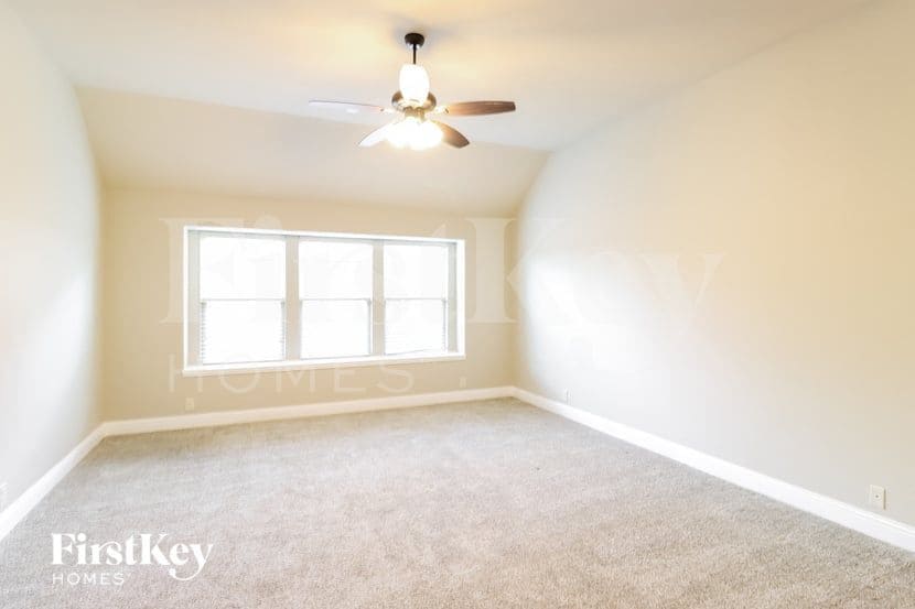 Building Photo - 1125 Marigold Dr