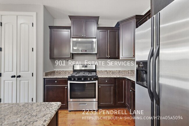 Building Photo - 2233 Pendrell Ln