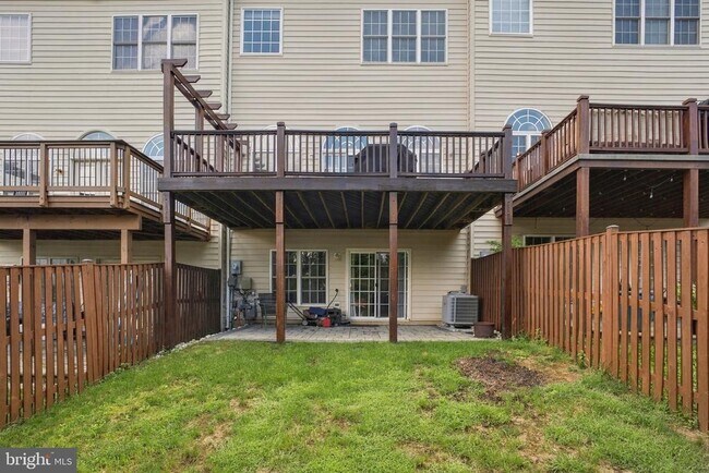 Building Photo - 3342 Wilton Crest Ct