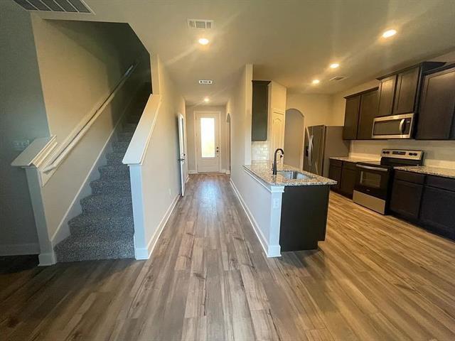 Building Photo - 312 Lone Wolf Trl