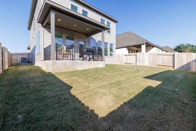 Building Photo - 317 Langhorne Bnd