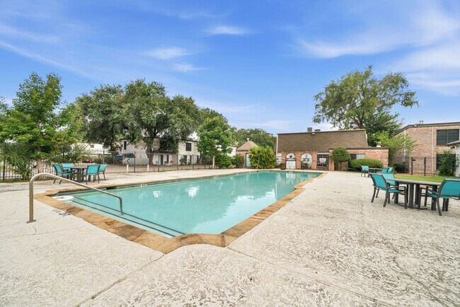 Building Photo - 2235 Winrock Blvd