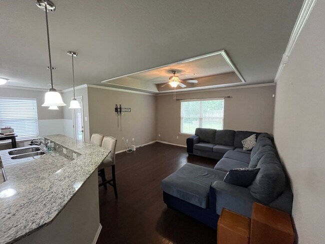 Building Photo - 2720 Brighton Pl