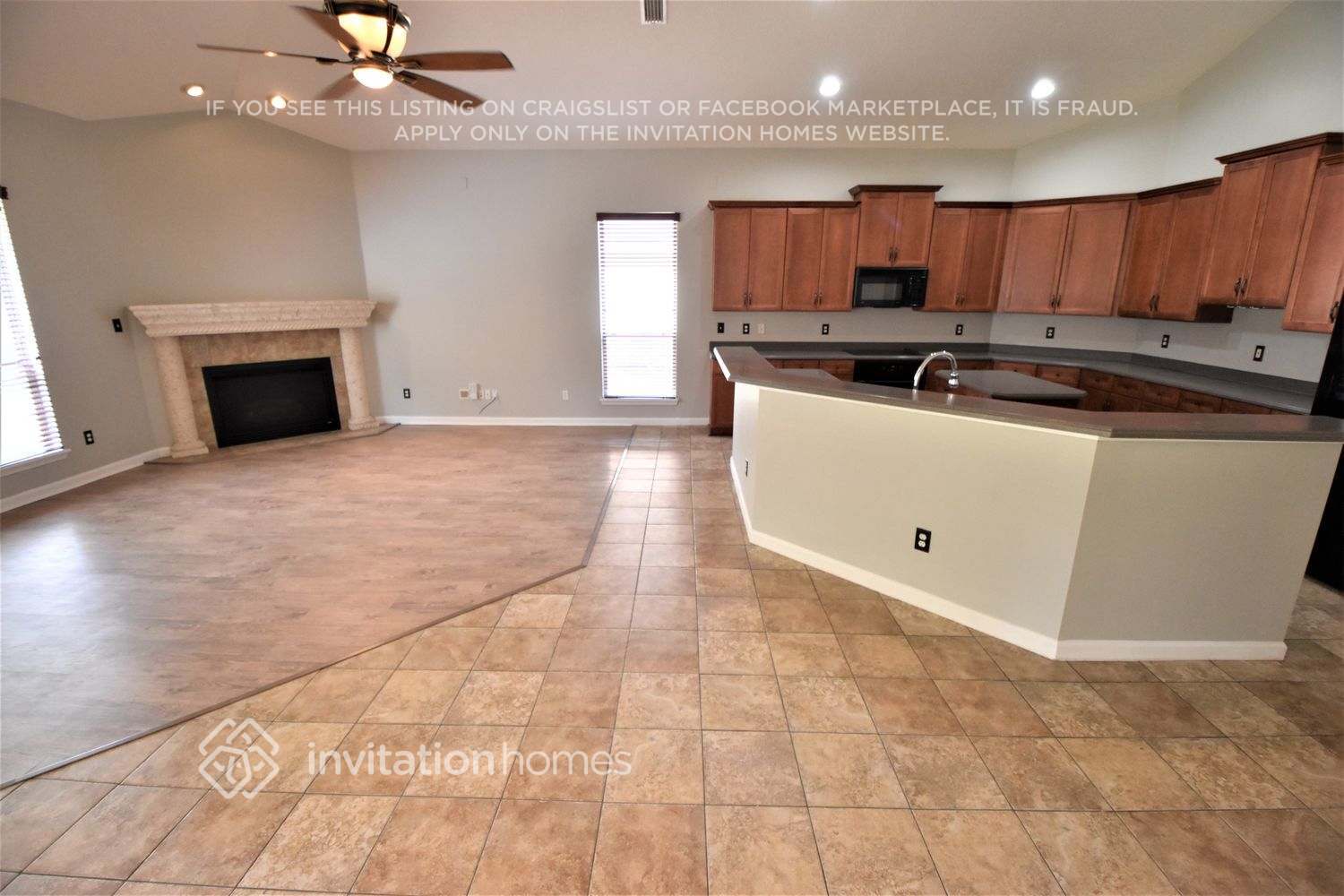 Building Photo - 1260 Harbour Town Dr