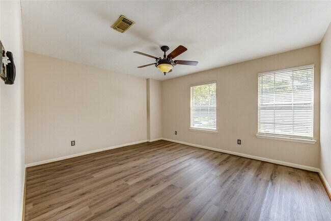 Building Photo - 1223 Oak Canyon Ln