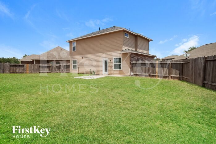 Building Photo - 320 Country Crossing Cir