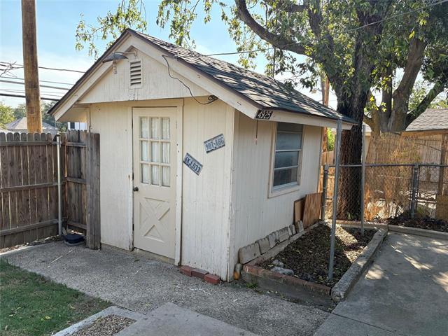 Building Photo - 4923 Geddes Ave