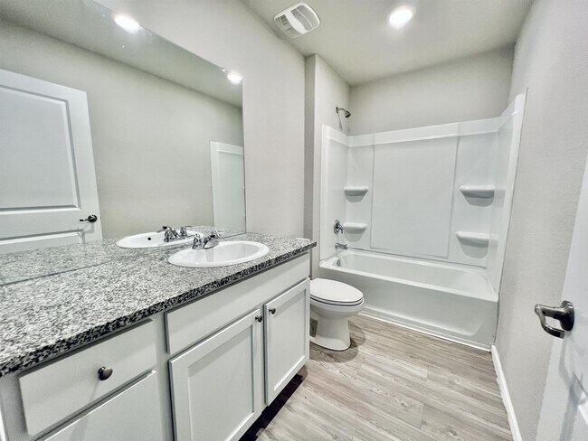 Building Photo - 12111 Overton Wy