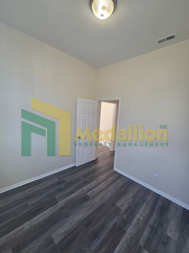 Building Photo - 8725 S Constance Ave