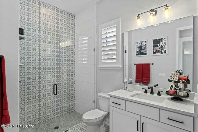 Building Photo - 367 Yorkshire Dr