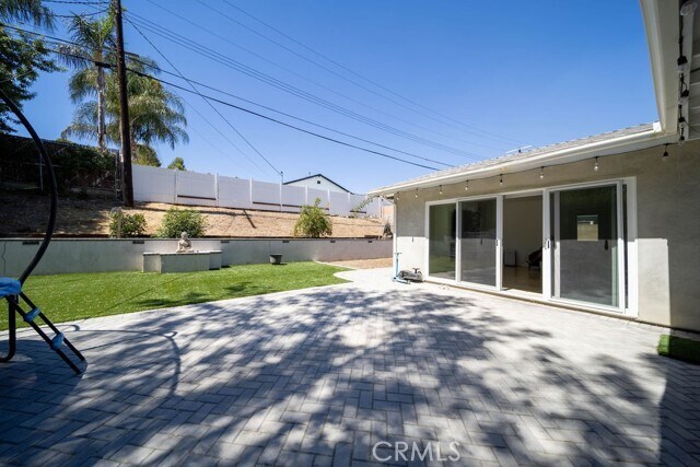 Building Photo - 6661 Franrivers Ave