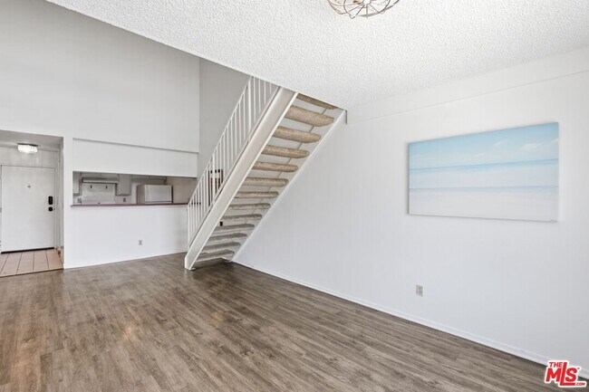 Building Photo - 3600 Bagley Ave