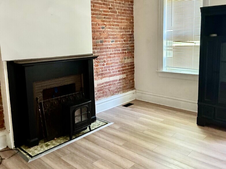 Building Photo - 2616 Accomac St
