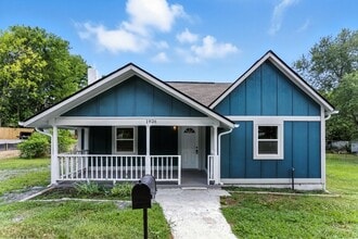 Building Photo - 1926 Dodson Ave