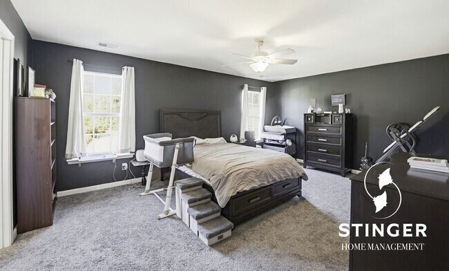 Building Photo - 100 Patriot Ct