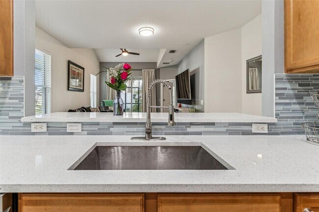 Building Photo - 10659 Whittington Ct