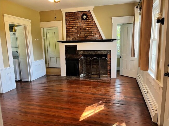 Building Photo - 73 Peeptoad Rd